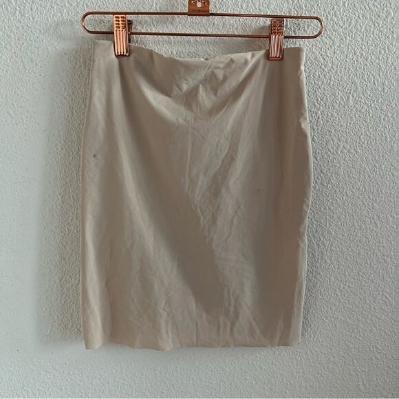 Maidenform Self Expressions Half Mini Shaper Skirt Neutral Nude Cream 00226 S - Picture 1 of 7